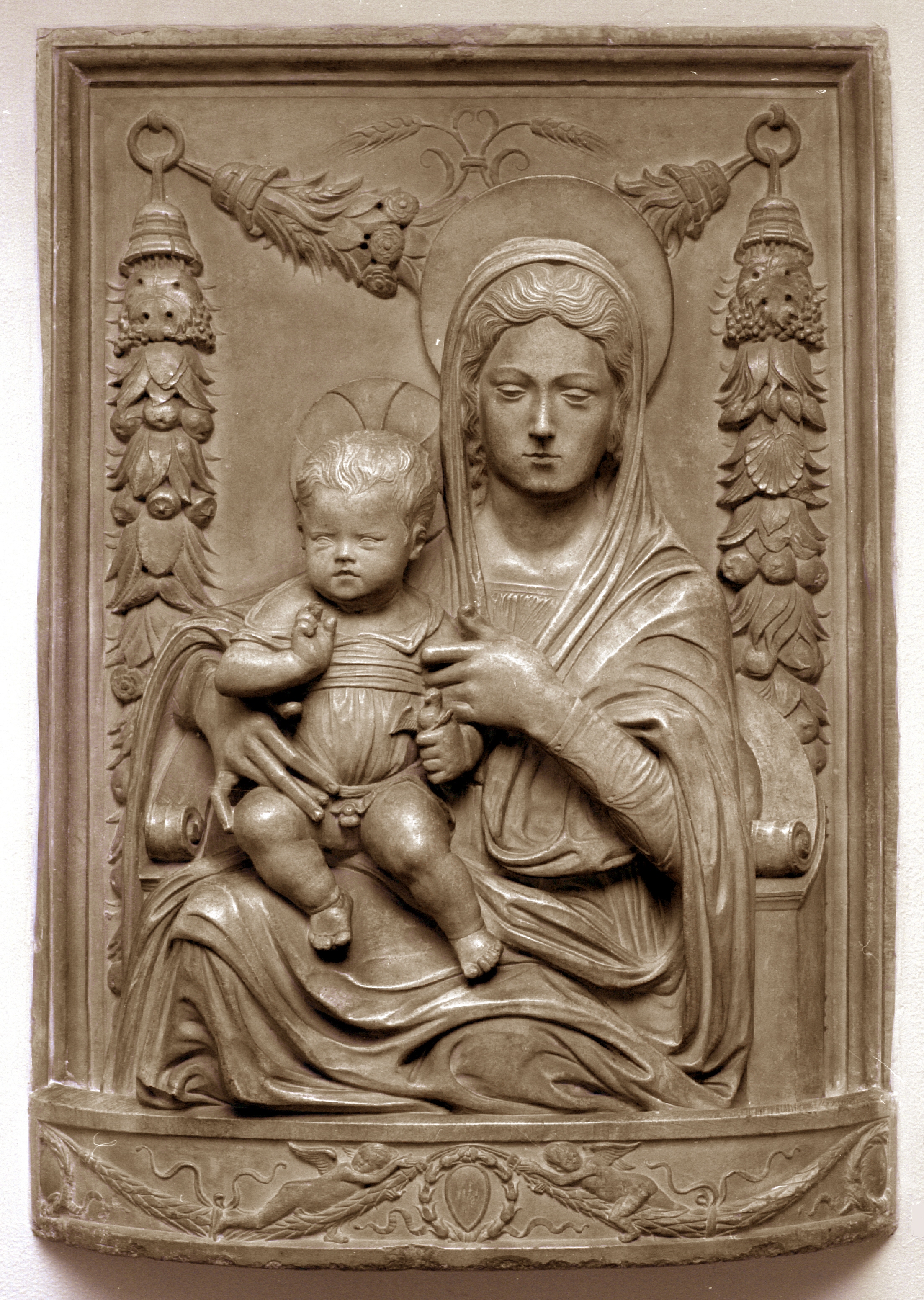 Imagen del relieve Madonna Cernazai